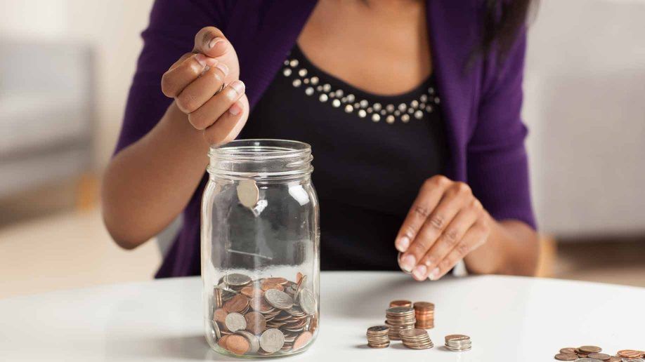 4 ways to save money with low risk
